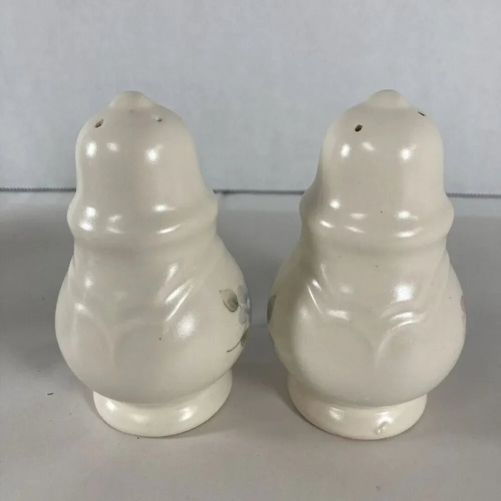 PFALTZGRAFF Stoneware Tea Rose Salt & Pepper Shakers Vtg Cottagecore Grannycore